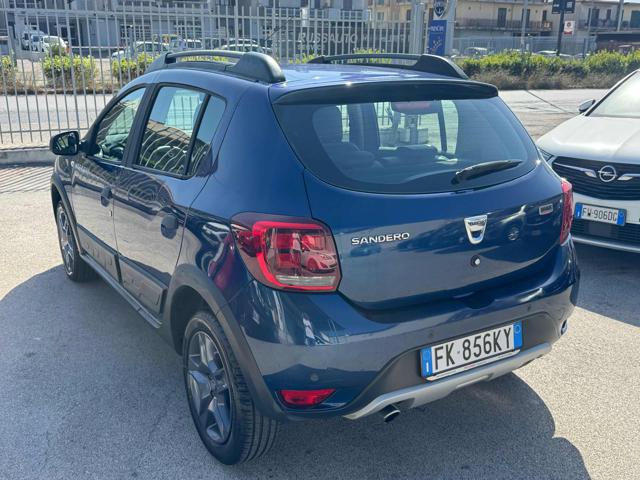 DACIA Sandero usata, con Autoradio
