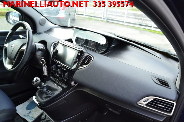 LANCIA Ypsilon usata, con Specchietti laterali elettrici