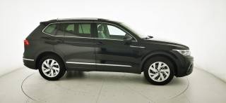 VOLKSWAGEN Tiguan Allspace usata, con Vetri oscurati