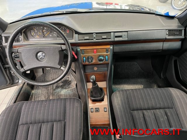 MERCEDES-BENZ 200 usata 14