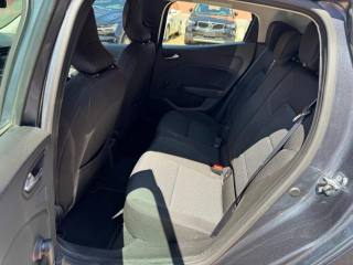 RENAULT Clio usata, con Volante in pelle