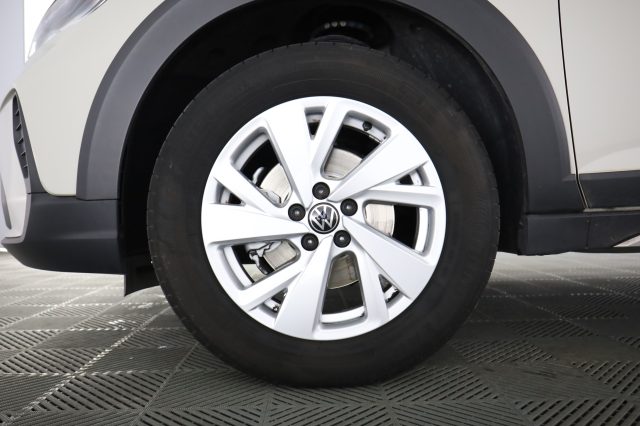 VOLKSWAGEN Taigo usata 8