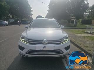 VOLKSWAGEN Touareg usata, con Airbag