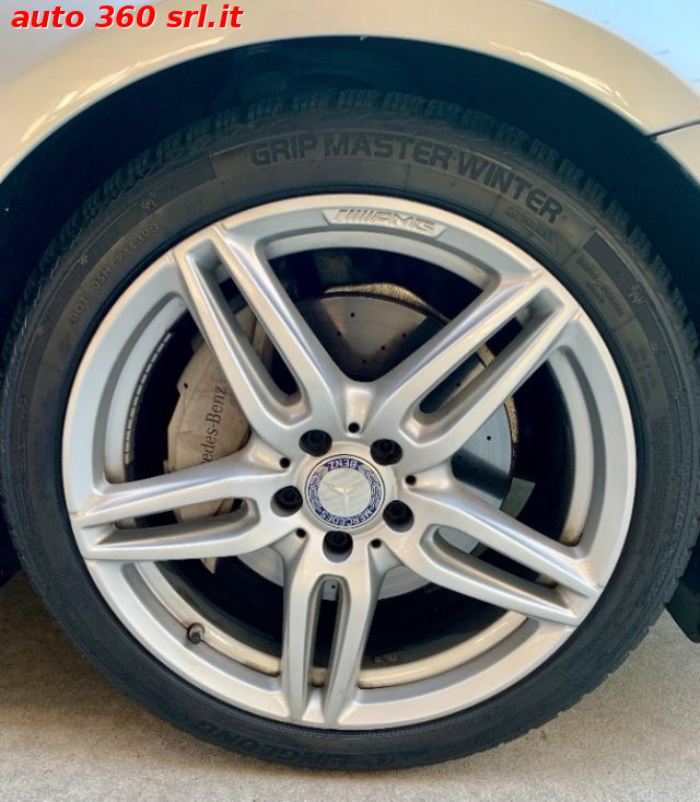 MERCEDES-BENZ E 220 usata, con Boardcomputer