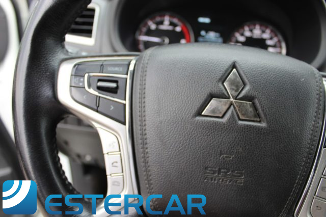 MITSUBISHI L200 usata, con Luci diurne LED