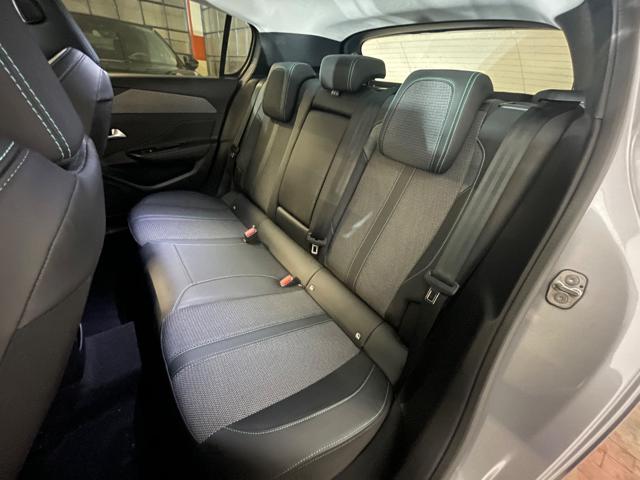 PEUGEOT 308 usata, con Servosterzo