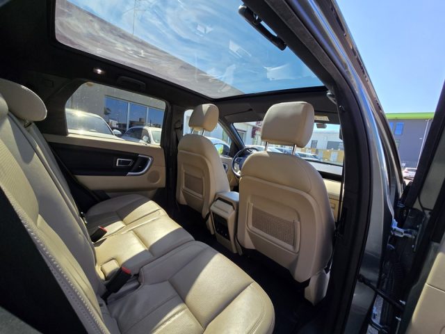 LAND ROVER Discovery Sport usata, con Cronologia tagliandi