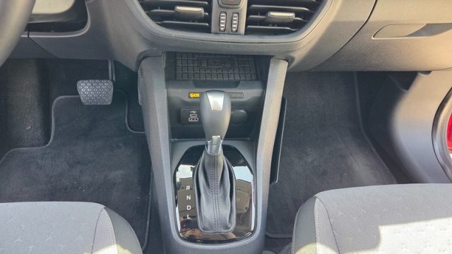 FORD Tourneo Courier usata, con Bracciolo