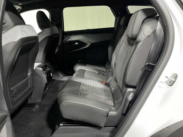 PEUGEOT 5008 usata, con Servosterzo
