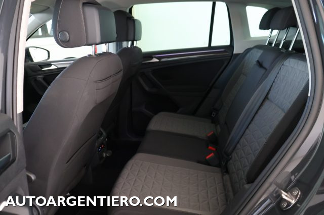 VOLKSWAGEN Tiguan usata, con Luci diurne LED