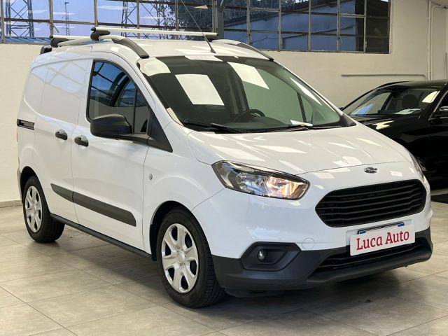 FORD Transit Courier usata, con Autoradio