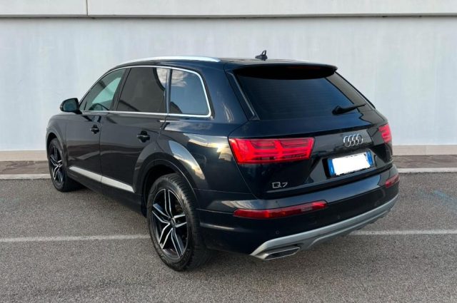 AUDI Q7 usata, con Cerchi in lega