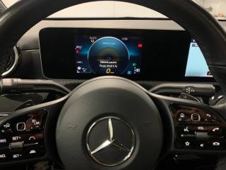 MERCEDES-BENZ CLA 180 usata, con Sistema di navigazione
