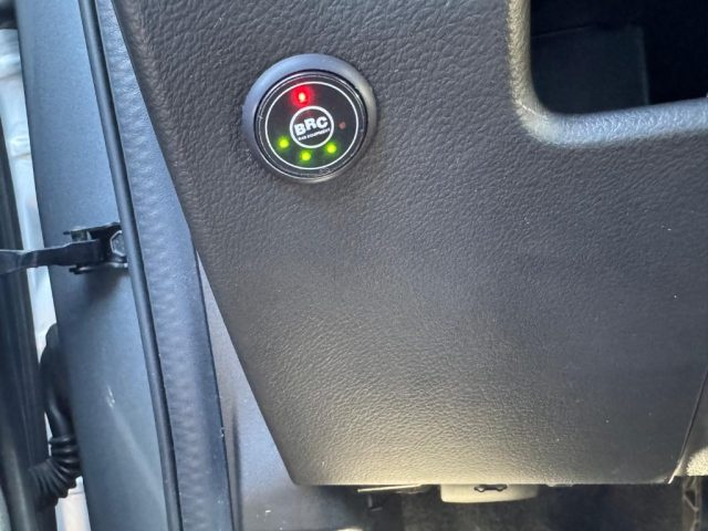 SUZUKI Vitara usata, con Servosterzo