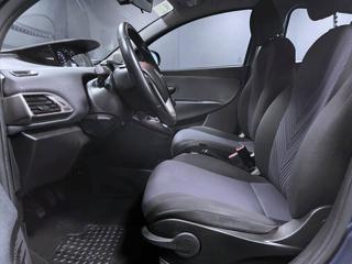 LANCIA Ypsilon usata, con ESP