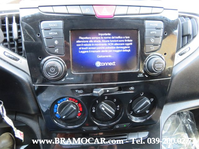 LANCIA Ypsilon usata, con USB