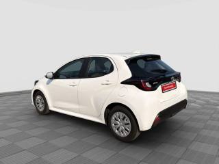 TOYOTA Yaris usata 2