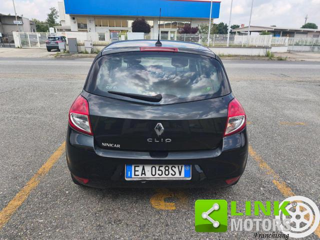 RENAULT Clio usata, con Autoradio