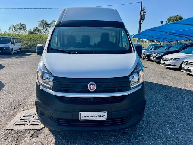 RENAULT Trafic usata 22