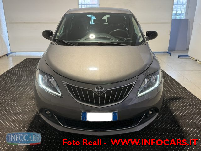 LANCIA Ypsilon usata, con Luci diurne LED
