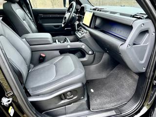 LAND ROVER Defender usata, con Climatizzatore