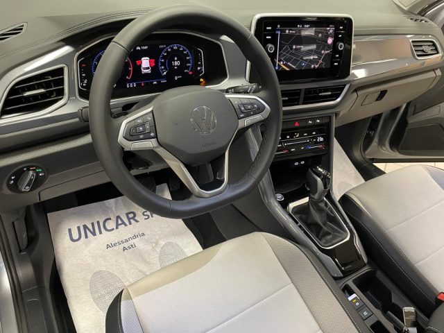 VOLKSWAGEN T-Roc usata, con USB