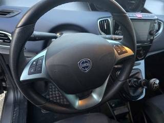 LANCIA Ypsilon usata, con Airbag testa