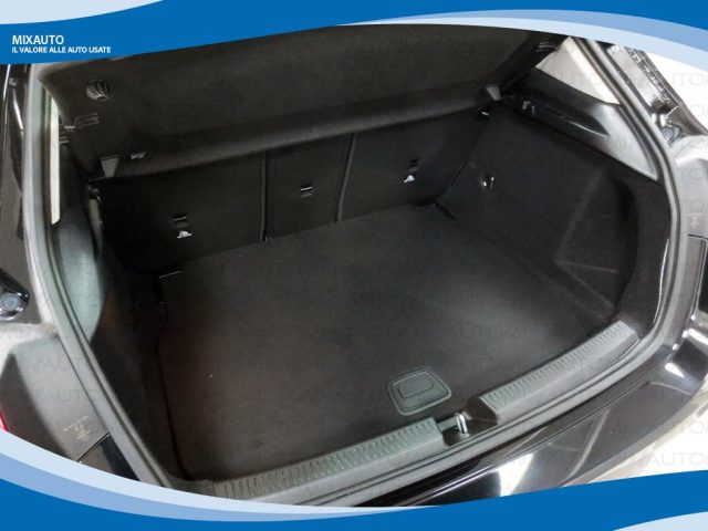 MERCEDES-BENZ A 180 usata, con Interni in pelle