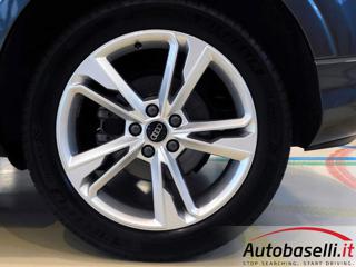 AUDI Q3 usata, con Sensori di parcheggio anteriori