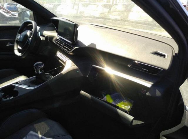 PEUGEOT 5008 usata, con Autoradio