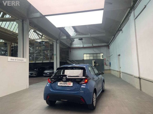 TOYOTA Yaris usata, con Alzacristalli elettrici