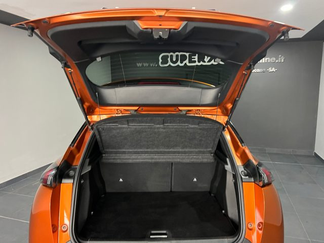 PEUGEOT 2008 usata, con Climatizzatore
