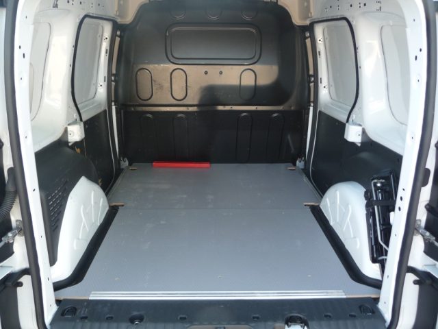 RENAULT Kangoo usata, con Climatizzatore