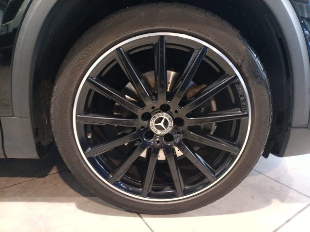 MERCEDES-BENZ GLA 200 usata, con Luci diurne LED