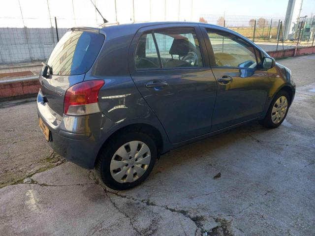 TOYOTA Yaris usata, con Climatizzatore