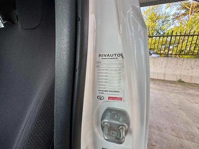 TOYOTA iQ usata, con Chiusura centralizzata telecomandata