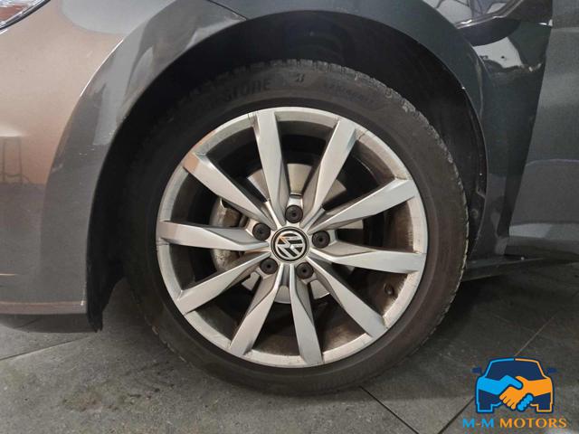 VOLKSWAGEN Golf usata, con Chiusura centralizzata