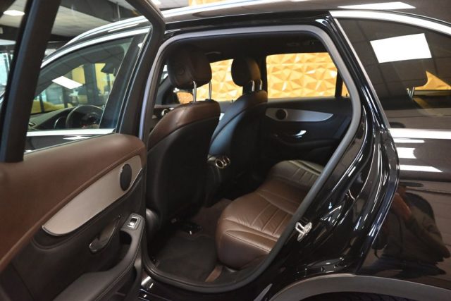 MERCEDES-BENZ GLC 220 usata 39
