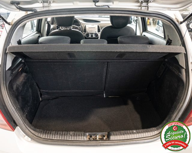 HYUNDAI i20 usata, con USB