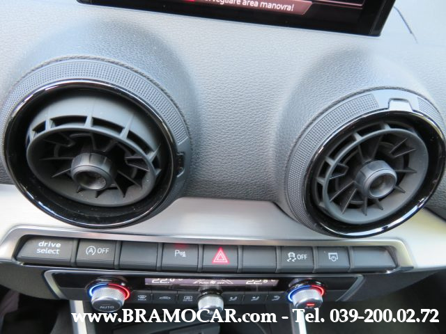 AUDI Q2 usata, con Volante in pelle
