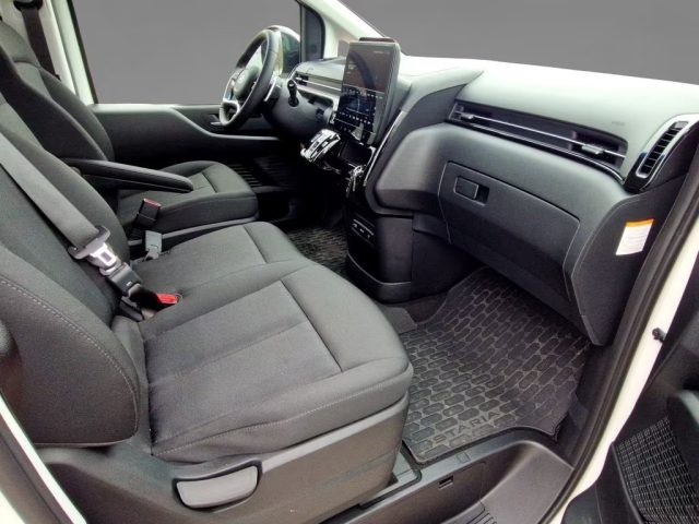 HYUNDAI Staria usata, con Controllo trazione