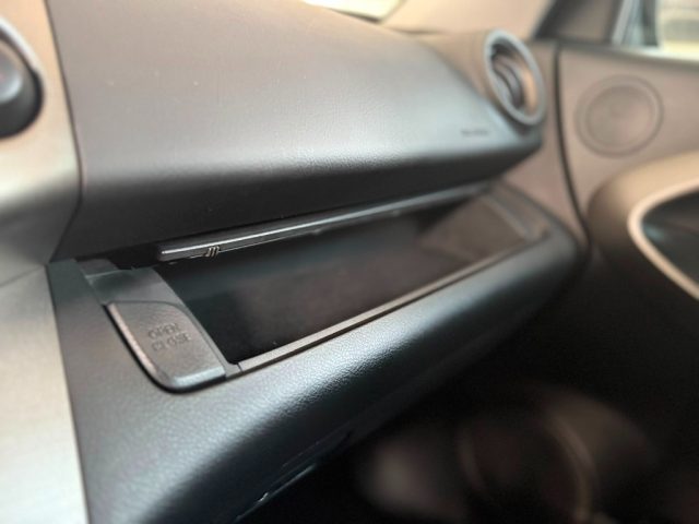 TOYOTA RAV 4 usata, con USB