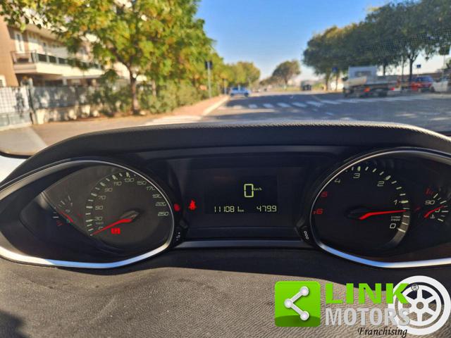 PEUGEOT 308 usata, con Park Distance Control