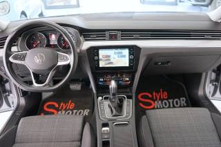 VOLKSWAGEN Passat Variant usata, con Alzacristalli elettrici