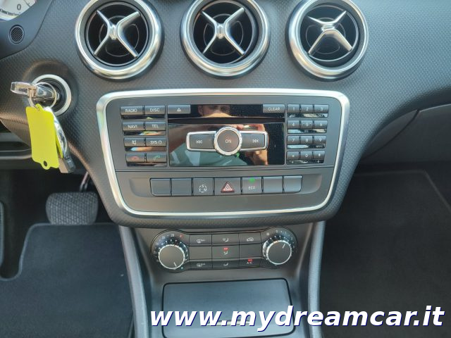 MERCEDES-BENZ A 180 usata, con Specchietti laterali elettrici