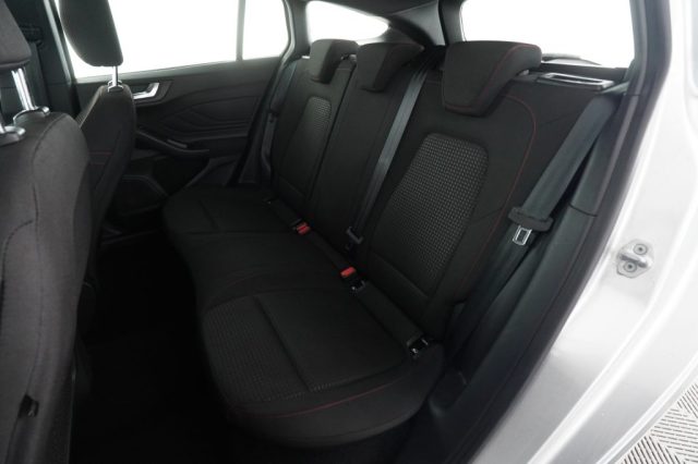 FORD Focus usata 9