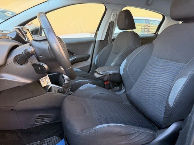 PEUGEOT 208 usata, con Climatizzatore