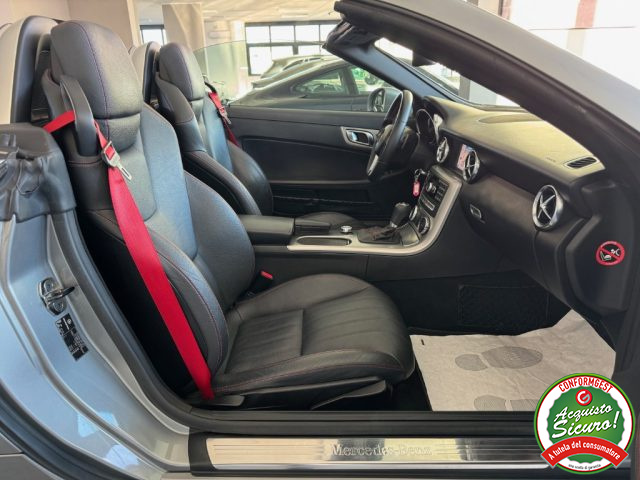 MERCEDES-BENZ SLK 200 usata, con Controllo automatico clima