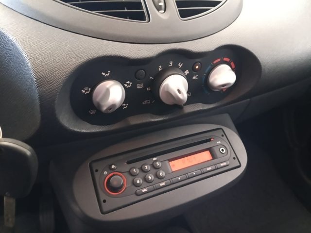 RENAULT Twingo usata, con Chiusura centralizzata