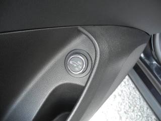 OPEL Insignia usata, con Monitoraggio pressione pneumatici
